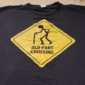 Men's Black Vintage XL Old Fart Crossing American Screens Funny Novelty Shirt